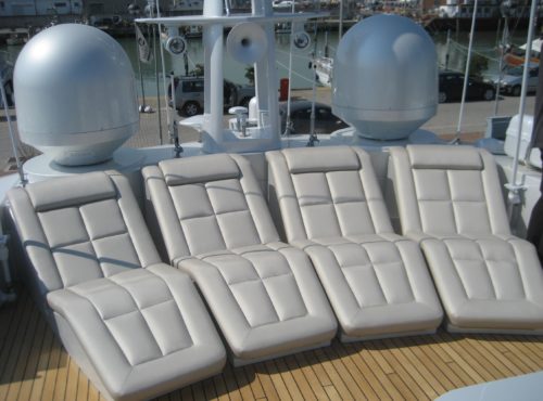 Chaise longue